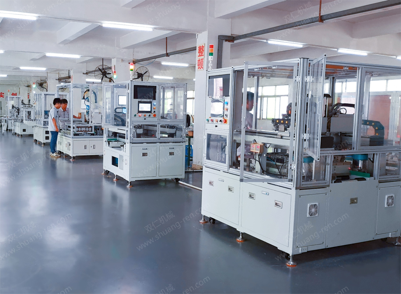 拔插(cha)膠釘機(jī)